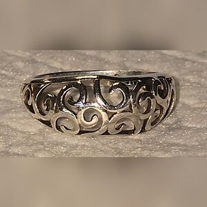 Nevada Sterling Silver Swirl Ring